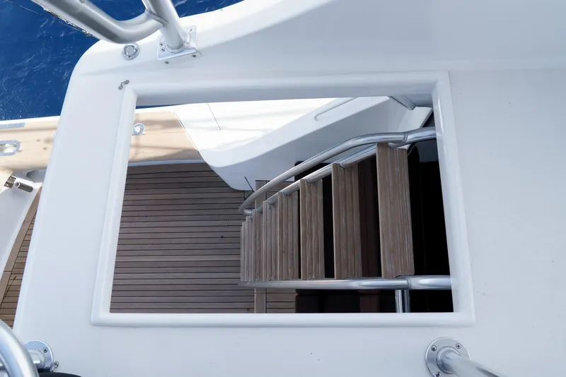 Slide: The Image of Hatteras 54 Convertible 2011 - 7