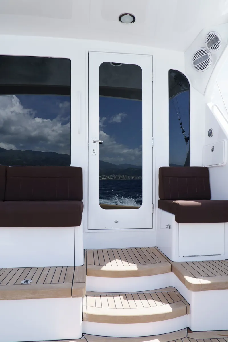 Slide: The Image of Hatteras 54 Convertible 2011 - 6