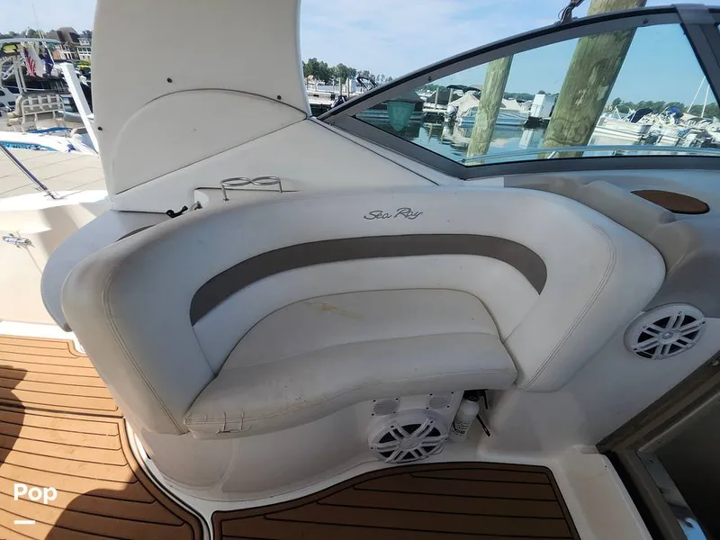 Slide: The Image of Sea Ray 320 Sundancer 2004 - 16707614