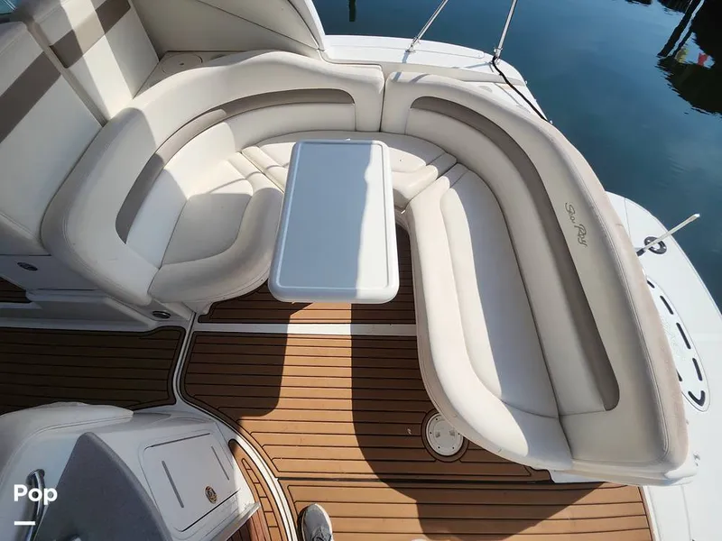 Slide: The Image of Sea Ray 320 Sundancer 2004 - 16707603