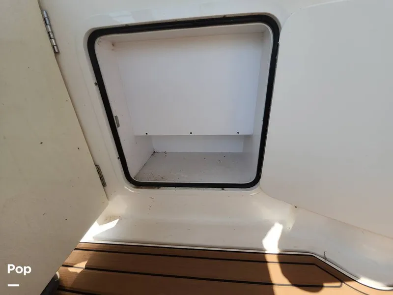 Slide: The Image of Sea Ray 320 Sundancer 2004 - 16707596