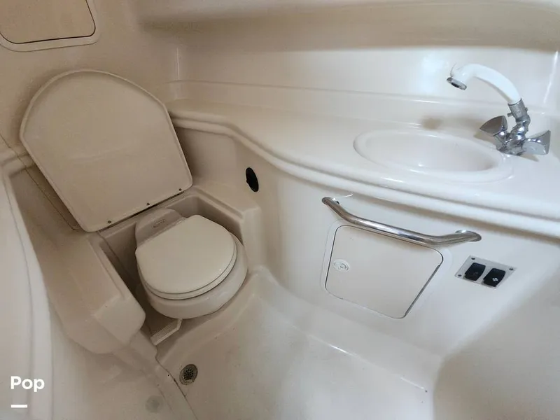 Slide: The Image of Sea Ray 320 Sundancer 2004 - 16707662