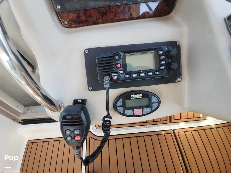 Slide: The Image of Sea Ray 320 Sundancer 2004 - 16707631