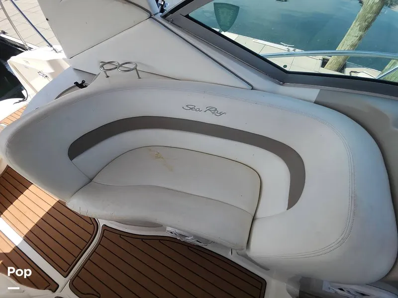 Slide: The Image of Sea Ray 320 Sundancer 2004 - 16707616
