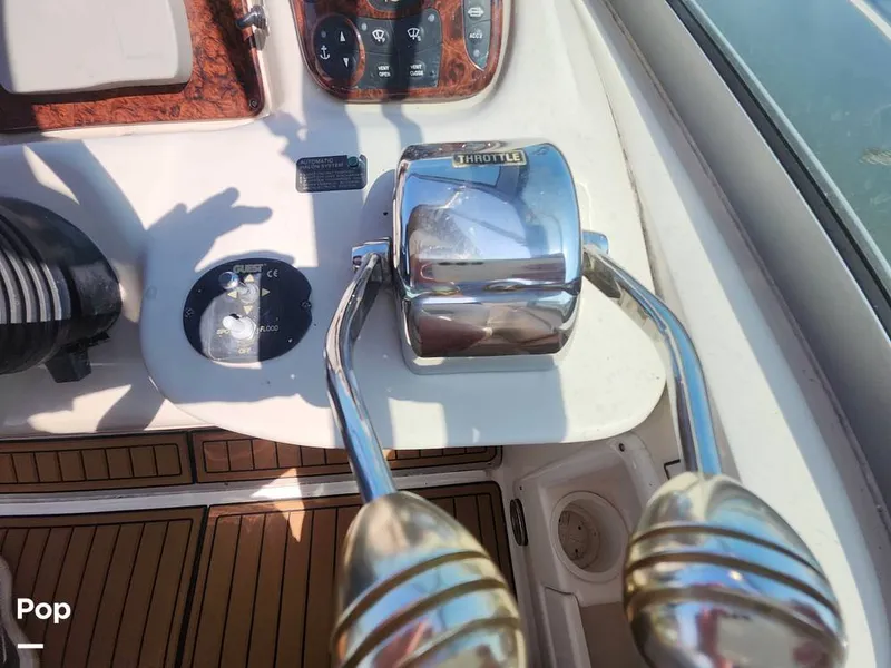 Slide: The Image of Sea Ray 320 Sundancer 2004 - 16707639