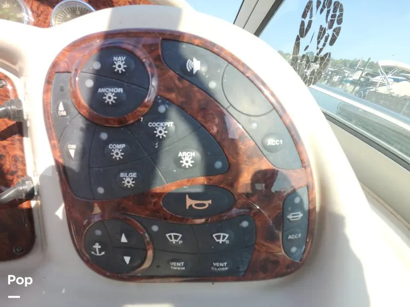 Slide: The Image of Sea Ray 320 Sundancer 2004 - 16707635