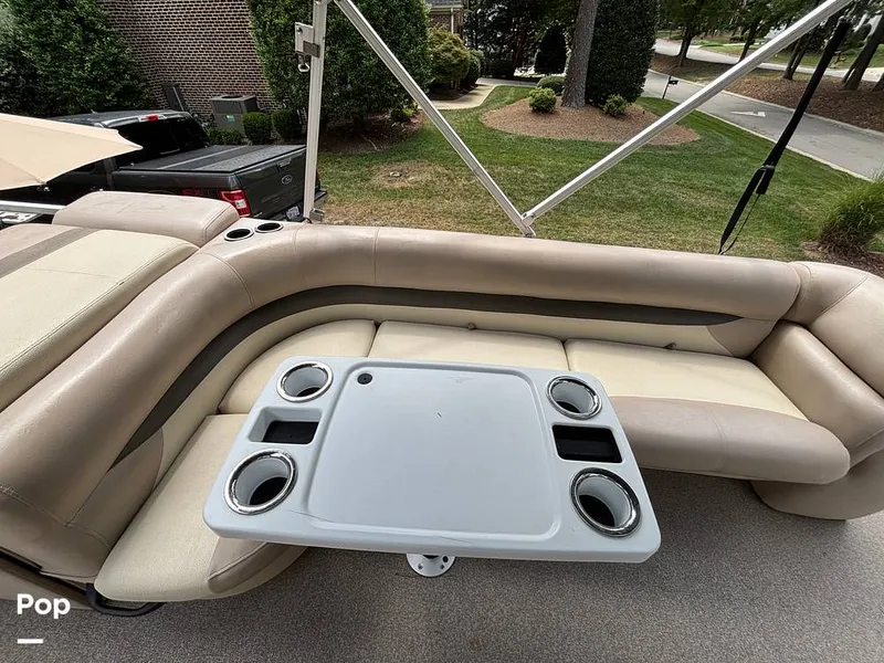 Slide: The Image of Sun Tracker 24 DXL fishing barge XP3 2015 - 16682655