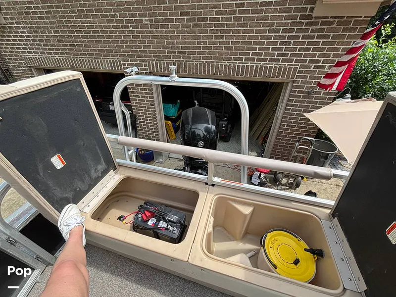 Slide: The Image of Sun Tracker 24 DXL fishing barge XP3 2015 - 16682674