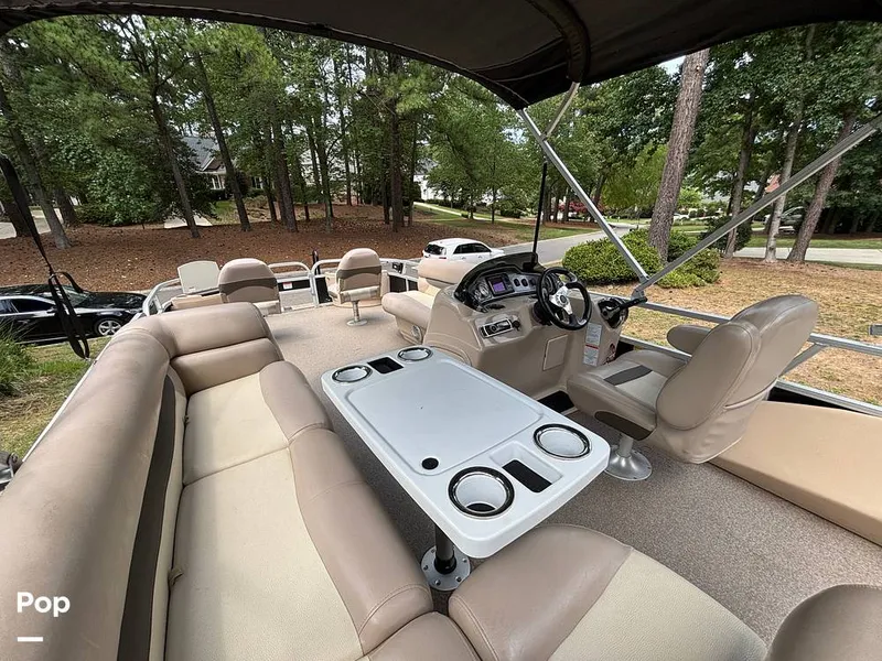 Slide: The Image of Sun Tracker 24 DXL fishing barge XP3 2015 - 16682656