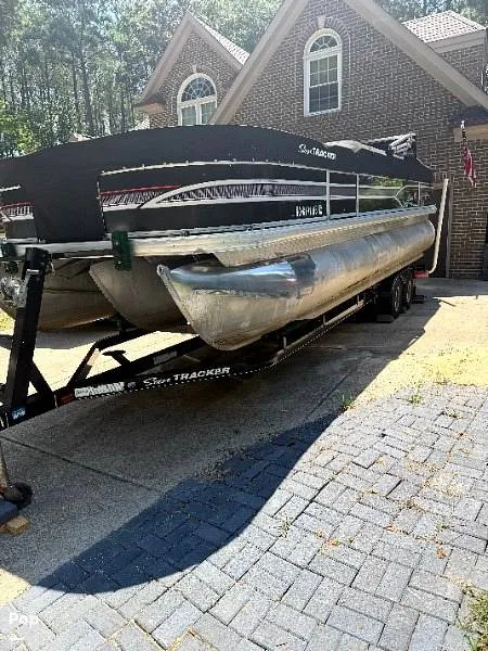 The Image of Sun Tracker 24 DXL fishing barge XP3 2015 - 16631672