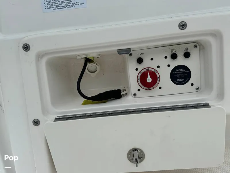 Slide: The Image of Robalo 226 Cayman 2019 - 16657793