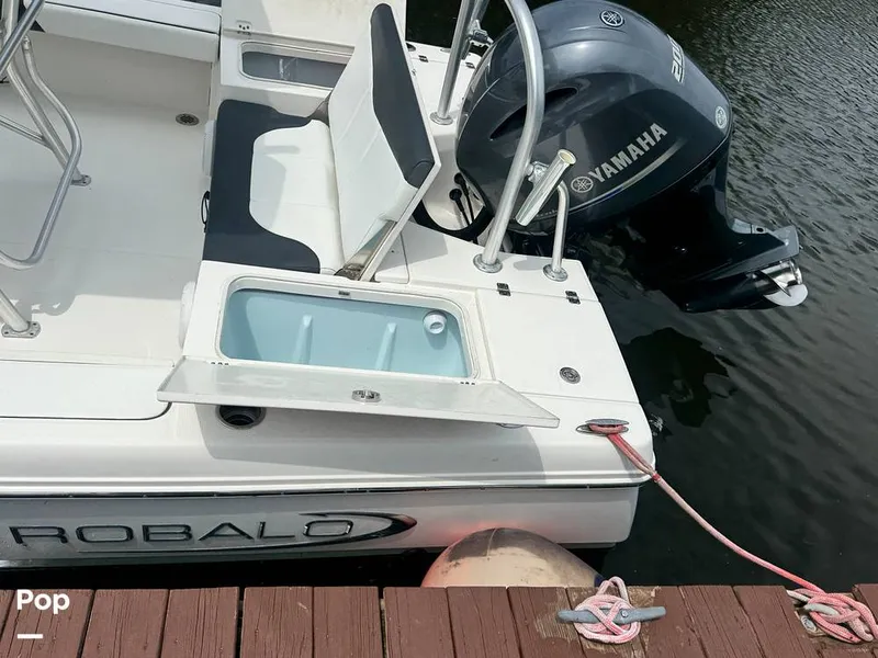 Slide: The Image of Robalo 226 Cayman 2019 - 16657843