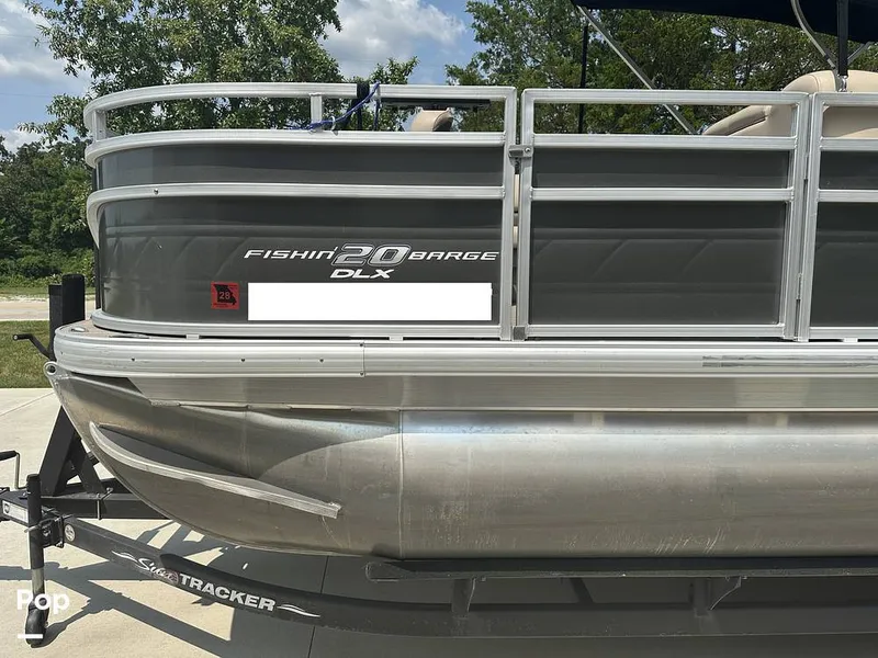 Slide: The Image of Tracker Fishin' 20 Barge DLX 2025 - 16629642