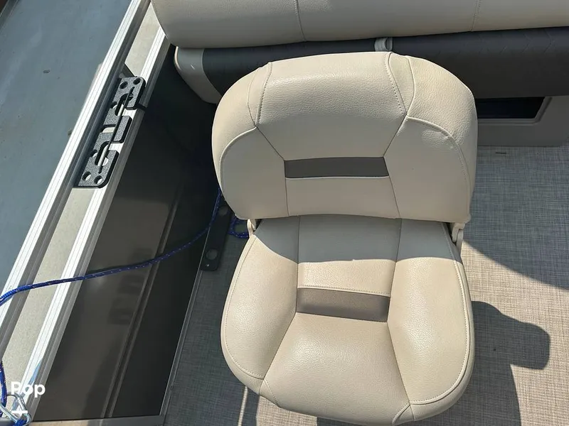 Slide: The Image of Tracker Fishin' 20 Barge DLX 2025 - 16629607