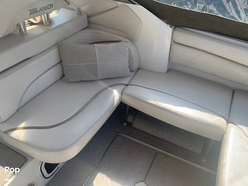 Slide: The Image of Cockpit Seating - 16670047
