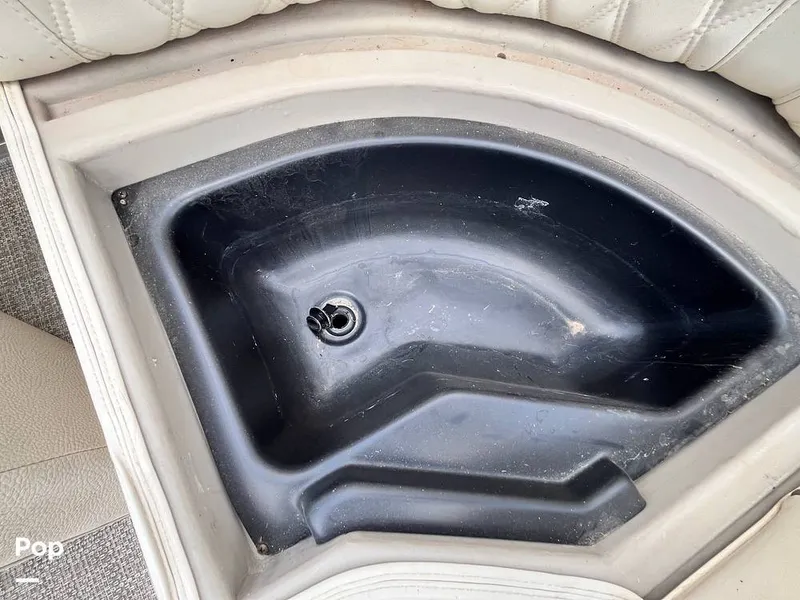 Slide: The Image of Bennington 2575 QCW-I/O 2015 - 16633184