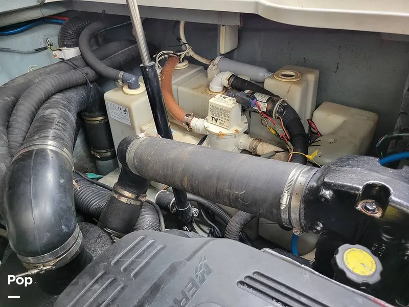 Slide: The Image of Sea Ray Sundancer 320 2004 - 16638367