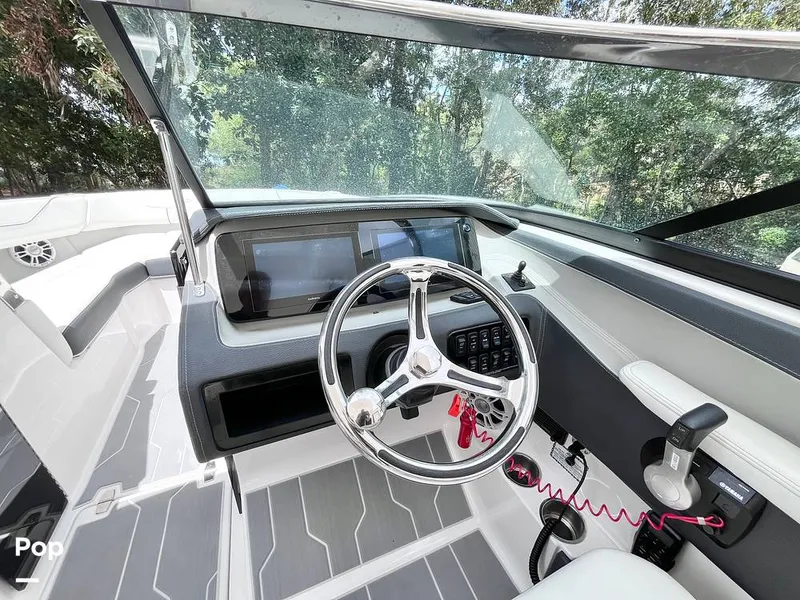 Slide: The Image of Captain's Chair - 16722744