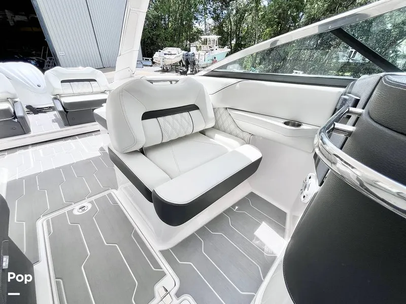 Slide: The Image of Passenger Seat - 16722747