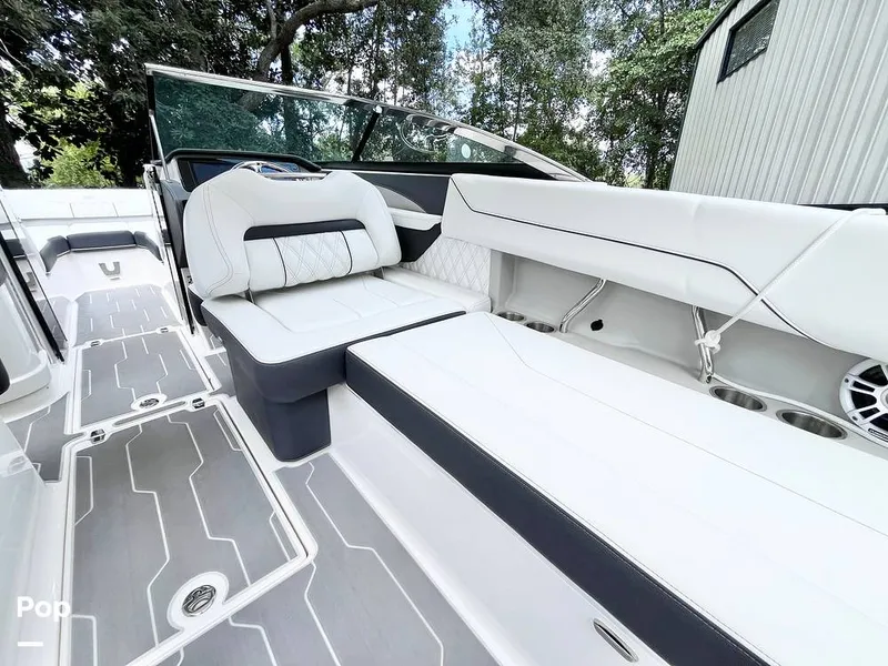 Slide: The Image of Cockpit Seating - 16722759