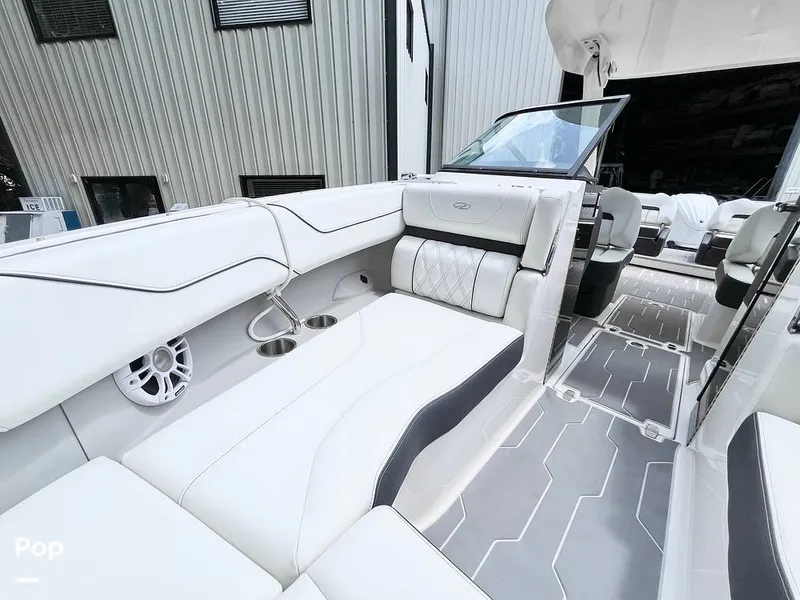Slide: The Image of Bow Seating - 16722774
