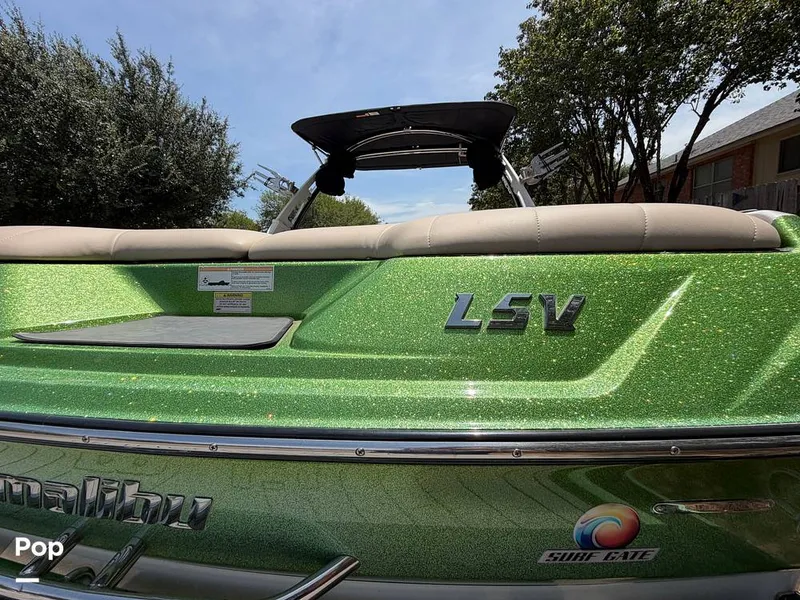 Slide: The Image of Malibu 23 LSV Wakesetter 2013 - 16685742