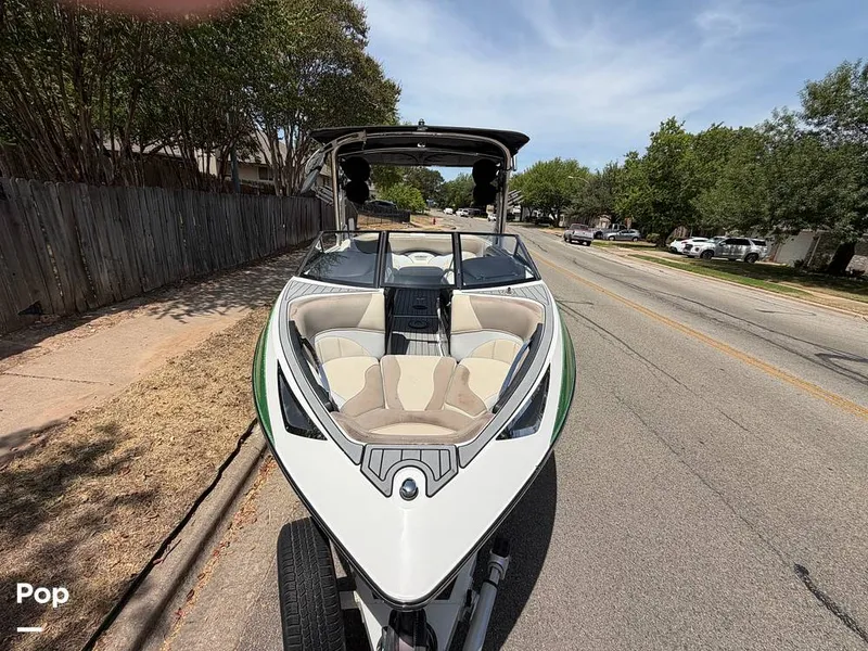 Slide: The Image of Malibu 23 LSV Wakesetter 2013 - 16685763