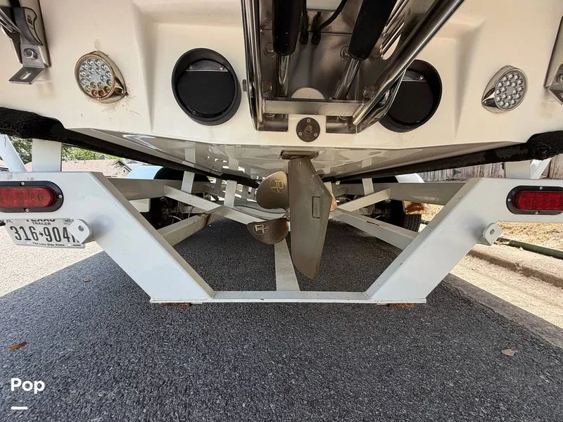 Slide: The Image of Malibu 23 LSV Wakesetter 2013 - 16685747