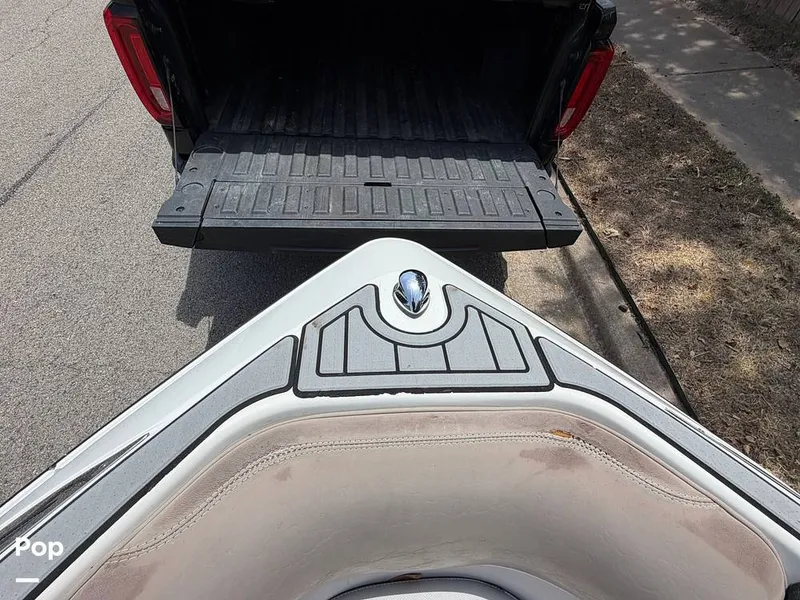 Slide: The Image of Malibu 23 LSV Wakesetter 2013 - 16685814