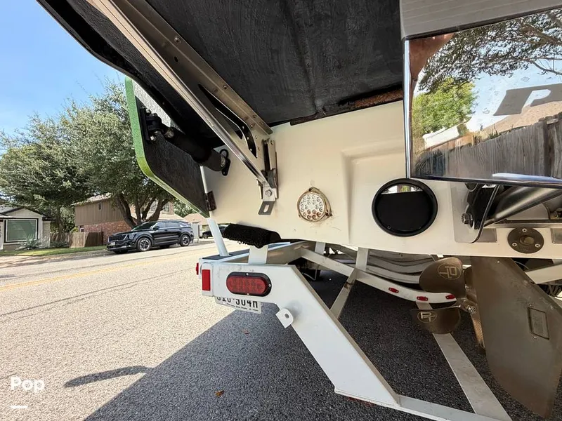 Slide: The Image of Malibu 23 LSV Wakesetter 2013 - 16685746