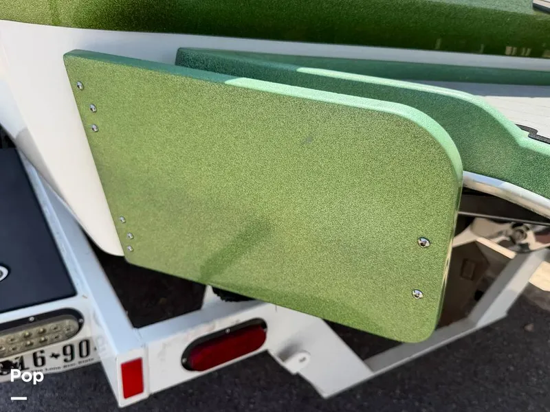 Slide: The Image of Malibu 23 LSV Wakesetter 2013 - 16685750