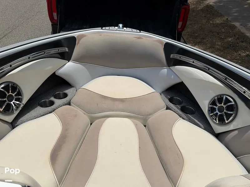 Slide: The Image of Malibu 23 LSV Wakesetter 2013 - 16685820