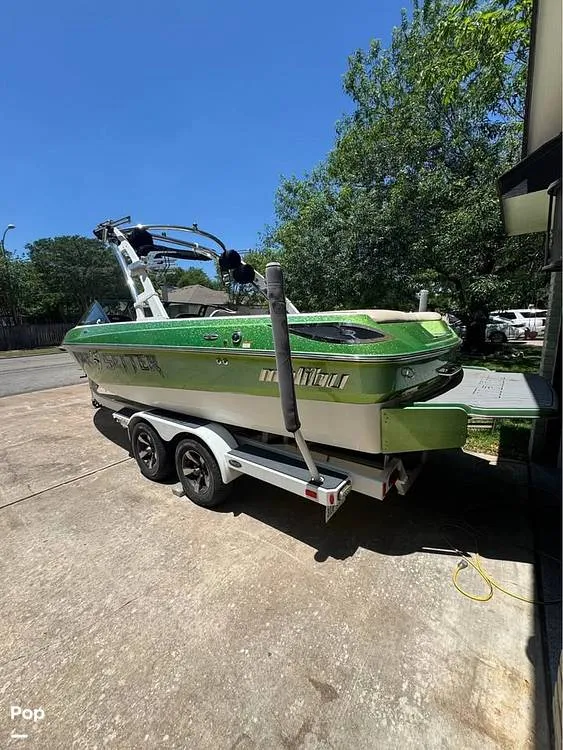 Slide: The Image of Malibu 23 LSV Wakesetter 2013 - 16652363