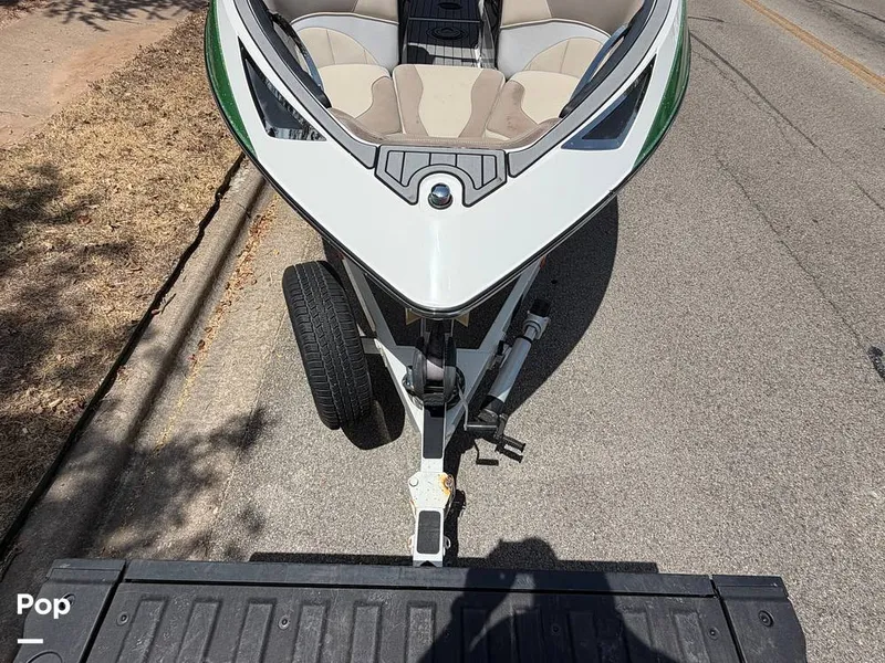 Slide: The Image of Malibu 23 LSV Wakesetter 2013 - 16685760