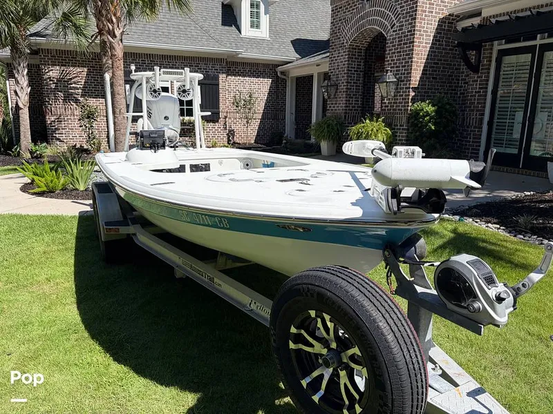 Slide: The Image of Yellowfin 17 Skiff 2008 - 16675507