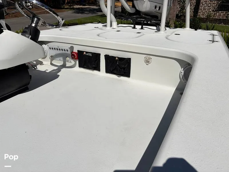 Slide: The Image of Yellowfin 17 Skiff 2008 - 16675513