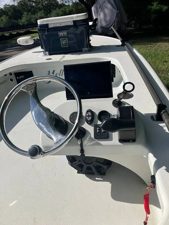 Slide: The Image of Yellowfin 17 Skiff 2008 - 16636140