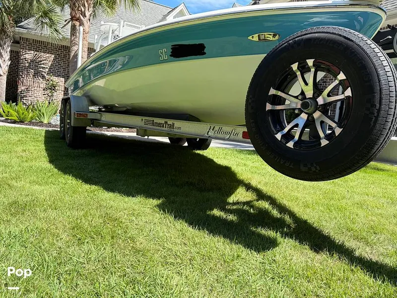 Slide: The Image of Yellowfin 17 Skiff 2008 - 16675508