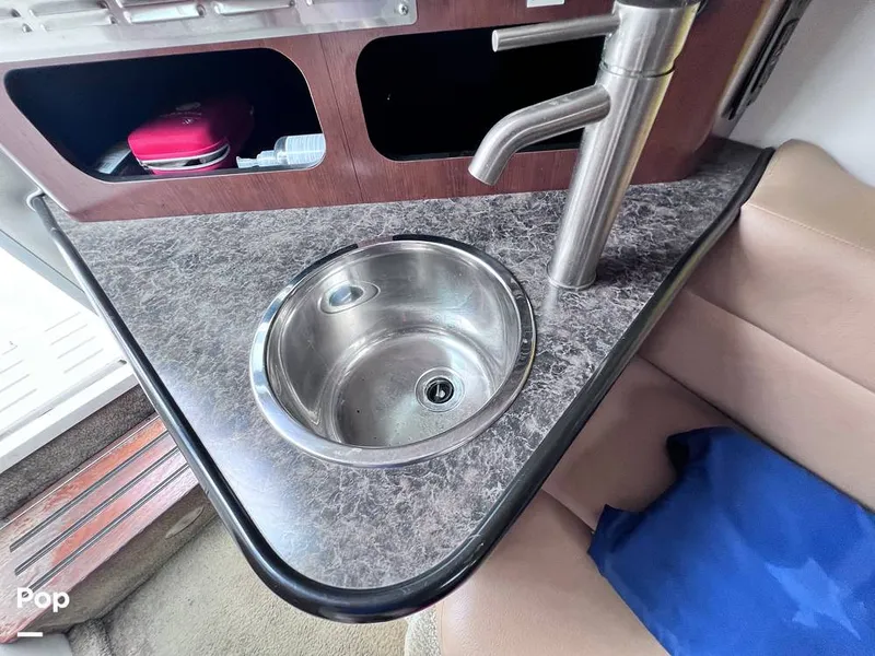 Slide: The Image of Crownline Boats 286 SC 2020 - 16643575