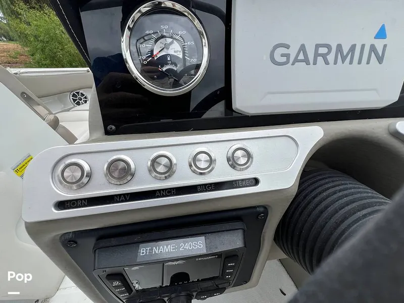 Slide: The Image of Crownline Boats 240 SS 2022 - 16643097
