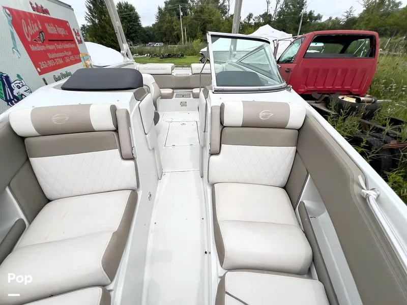 Slide: The Image of Crownline Boats 240 SS 2022 - 16643101
