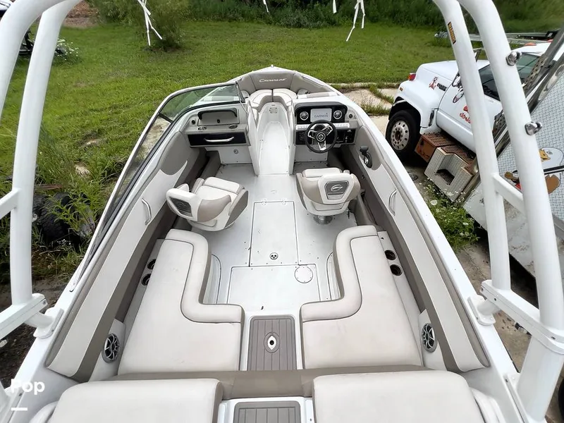 Slide: The Image of Crownline Boats 240 SS 2022 - 16643114