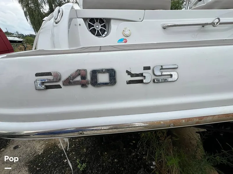 Slide: The Image of Crownline Boats 240 SS 2022 - 16643080