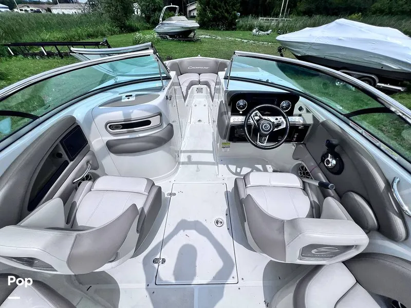 Slide: The Image of Crownline Boats 255 SS Tower 2022 - 16643343
