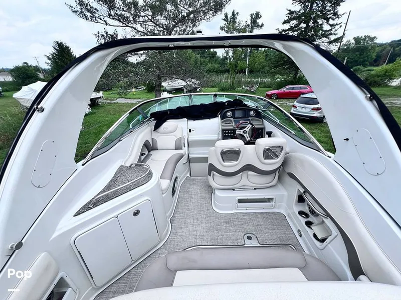 Slide: The Image of Crownline Boats 264 CR 2022 - 16643688