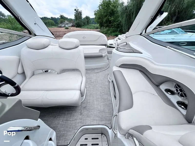 Slide: The Image of Crownline Boats 264 CR 2022 - 16643729