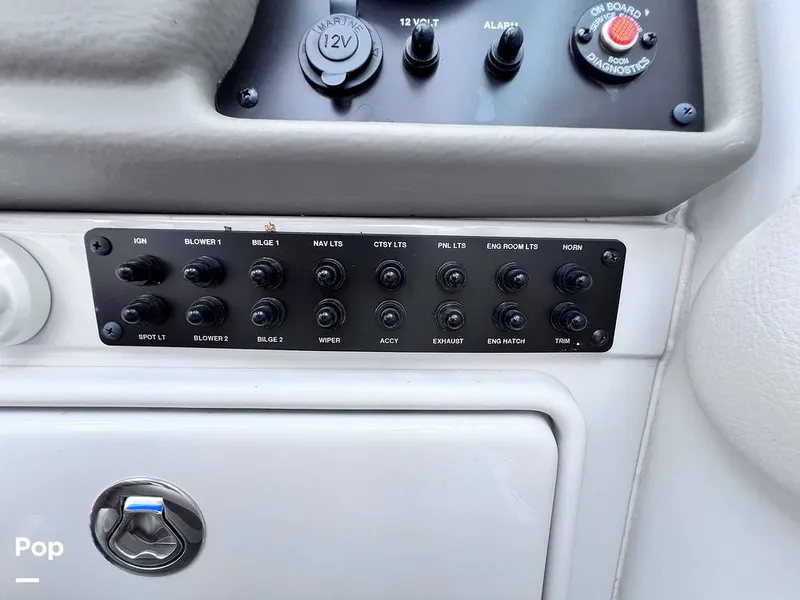Slide: The Image of Crownline Boats 264 CR 2022 - 16643699
