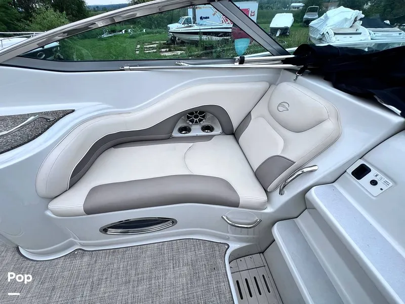 Slide: The Image of Crownline Boats 264 CR 2022 - 16643695