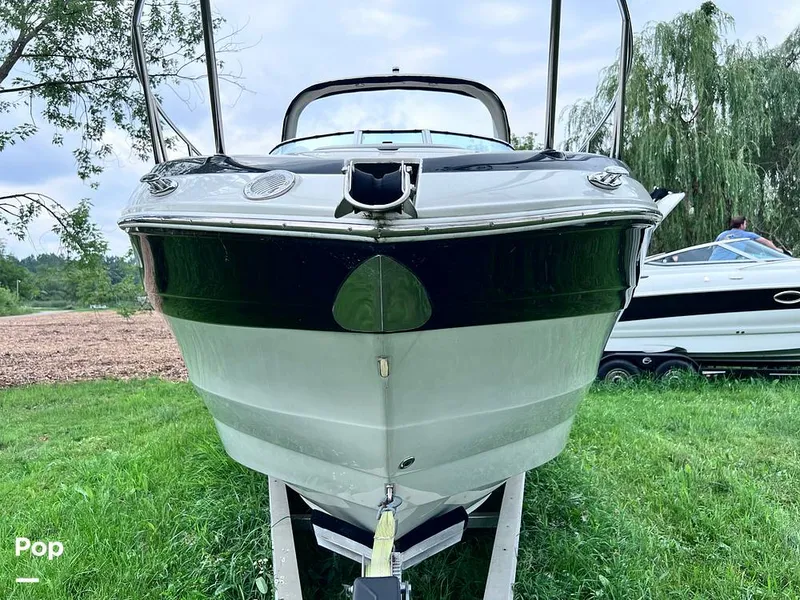 Slide: The Image of Crownline Boats 264 CR 2022 - 16643685