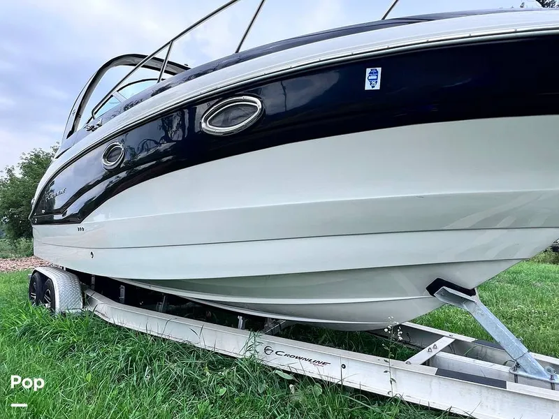 Slide: The Image of Crownline Boats 264 CR 2022 - 16643680